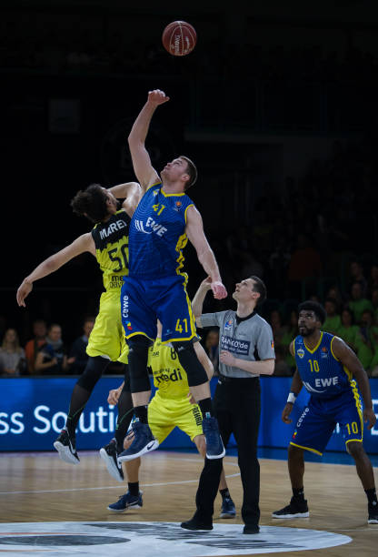 与迪亚斯形 与迪亚斯形